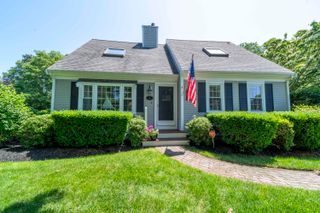 4 Square Rigger Lane, Hyannis, MA 02601