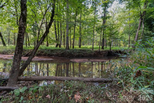 00 Stonehenge Court, Waxhaw, NC 28173