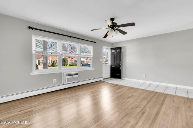 9 King James Lane, Atlantic Highlands, NJ 07716