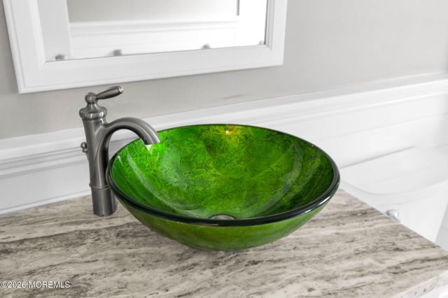 9 King James Lane, Atlantic Highlands, NJ 07716