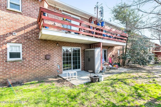 9 King James Lane, Atlantic Highlands, NJ 07716