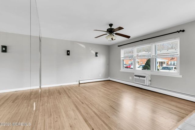 9 King James Lane, Atlantic Highlands, NJ 07716