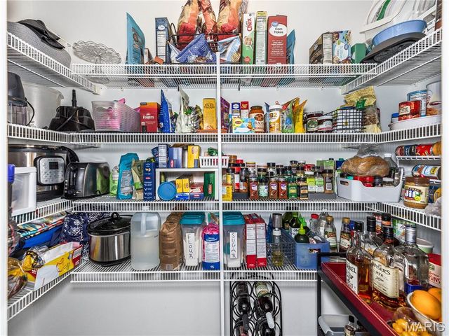144 Stonebridge Bluff Drive, Maryville, IL 62062