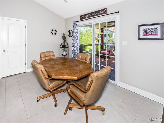 144 Stonebridge Bluff Drive, Maryville, IL 62062