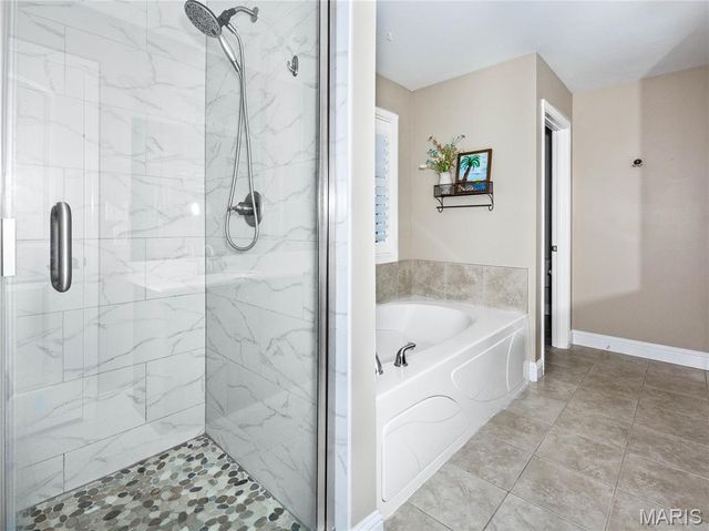 144 Stonebridge Bluff Drive, Maryville, IL 62062