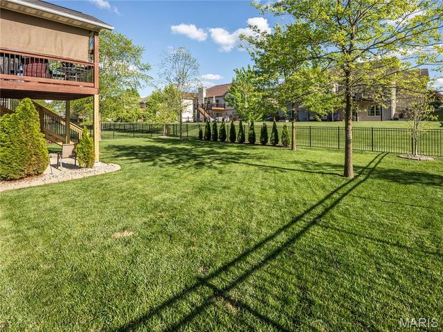 144 Stonebridge Bluff Drive, Maryville, IL 62062