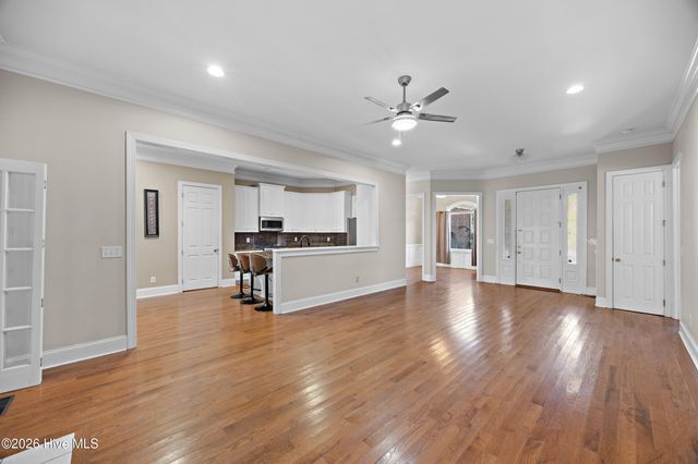 5212 Crosswinds Drive, Wilmington, NC 28409