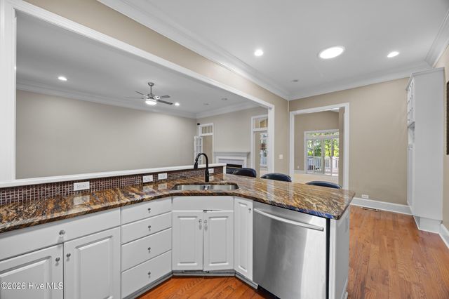 5212 Crosswinds Drive, Wilmington, NC 28409