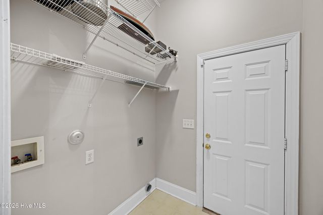 5212 Crosswinds Drive, Wilmington, NC 28409