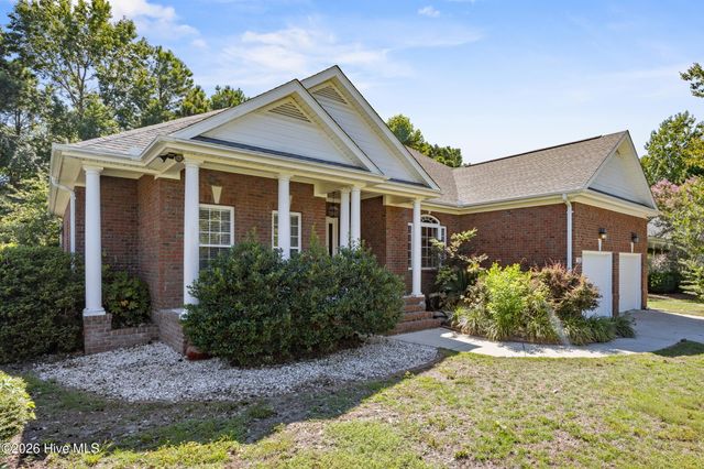 5212 Crosswinds Drive, Wilmington, NC 28409