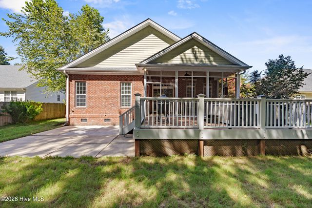5212 Crosswinds Drive, Wilmington, NC 28409