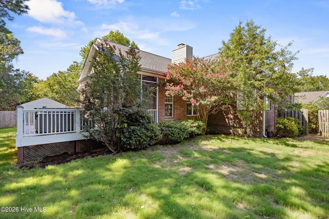 5212 Crosswinds Drive, Wilmington, NC 28409