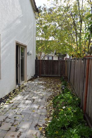 3288 San Vicente Rd, West Sacramento, CA 95691