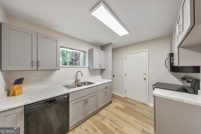 1111 Clairemont Avenue N3, Decatur, GA 30030