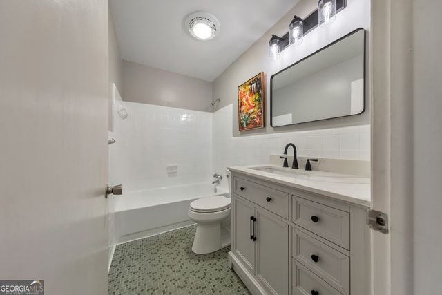 1111 Clairemont Avenue N3, Decatur, GA 30030