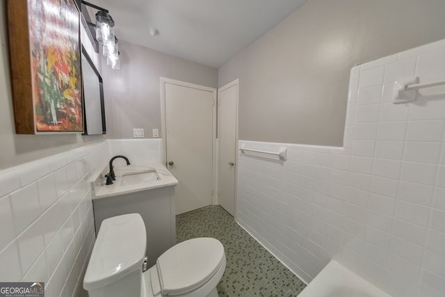 1111 Clairemont Avenue N3, Decatur, GA 30030