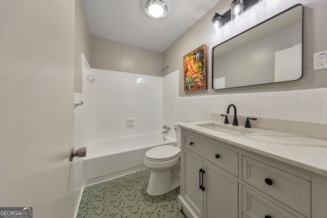 1111 Clairemont Avenue N3, Decatur, GA 30030