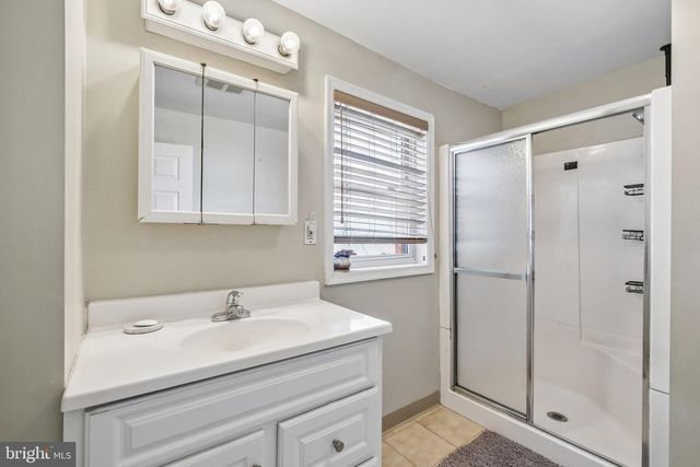 2727 E CLEARFIELD ST, Philadelphia, PA 19134
