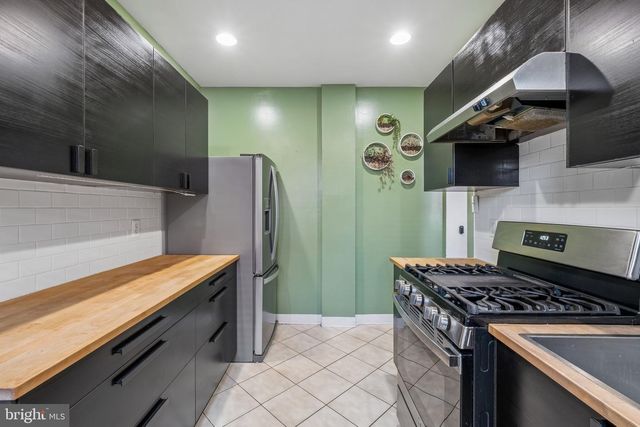 2727 E CLEARFIELD ST, Philadelphia, PA 19134