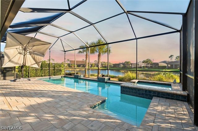9811 Everglades DR, Naples, FL 34120