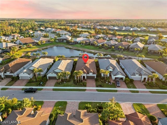 9811 Everglades DR, Naples, FL 34120
