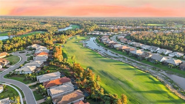 9811 Everglades DR, Naples, FL 34120