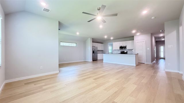 1911 Sandpiper Way, Princeton, TX 75407