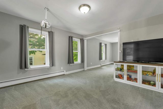 41 Dixon Street, Laconia, NH 03246