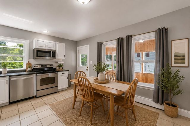 41 Dixon Street, Laconia, NH 03246