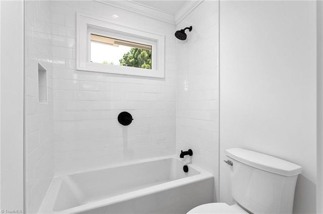 1109 Buckingham Road, Greensboro, NC 27408