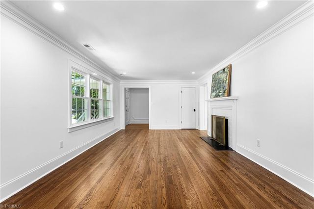 1109 Buckingham Road, Greensboro, NC 27408