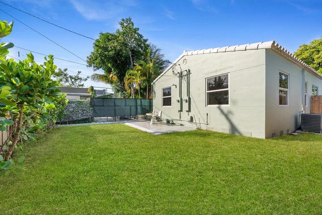 1928 Adams Street, Hollywood, FL 33020