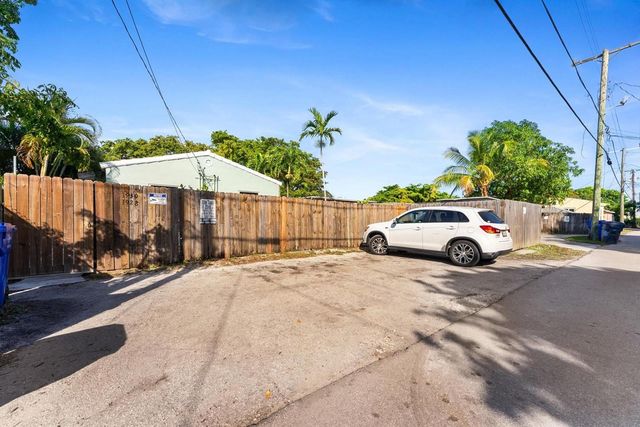 1928 Adams Street, Hollywood, FL 33020