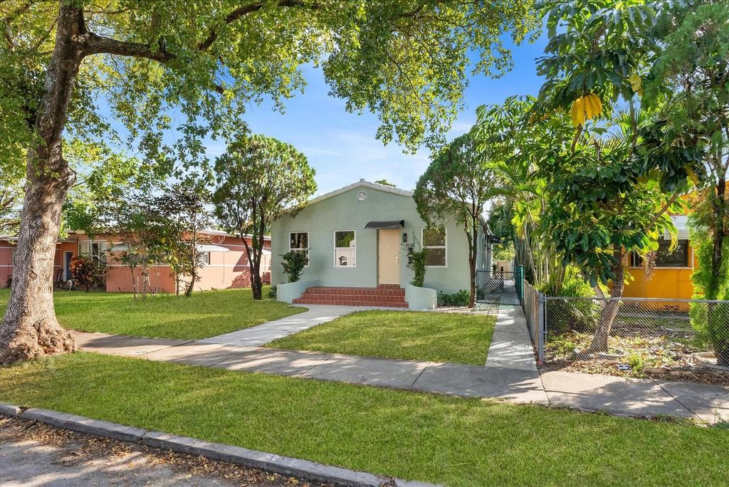 1928 Adams Street, Hollywood, FL 33020