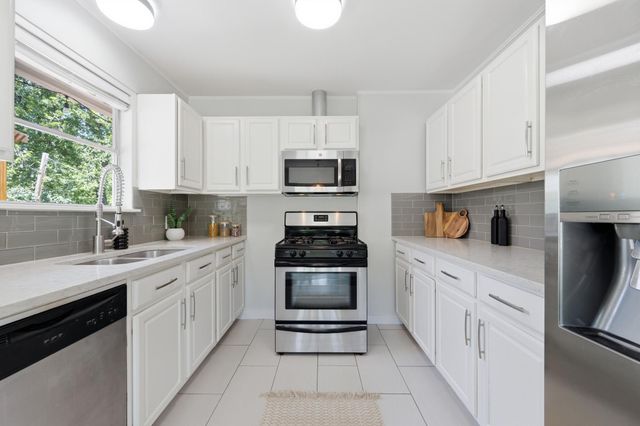 8417 Maine DR, Austin, TX 78758