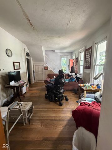 609 E Harrison Street, Martinsville, IN 46151