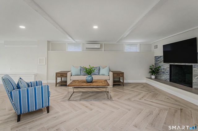 36 Golf Lane, Ridgefield, CT 06877