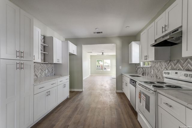 1231 McKinley, San Antonio, TX 78210