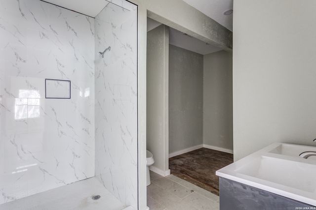 1231 McKinley, San Antonio, TX 78210