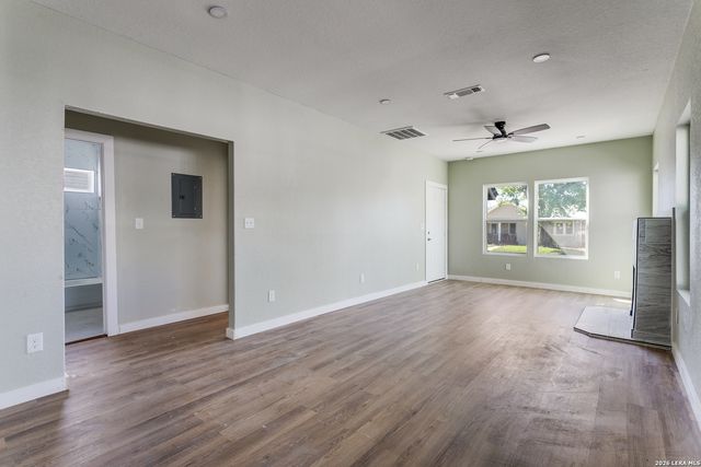 1231 McKinley, San Antonio, TX 78210