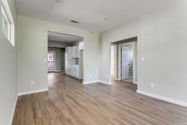 1231 McKinley, San Antonio, TX 78210