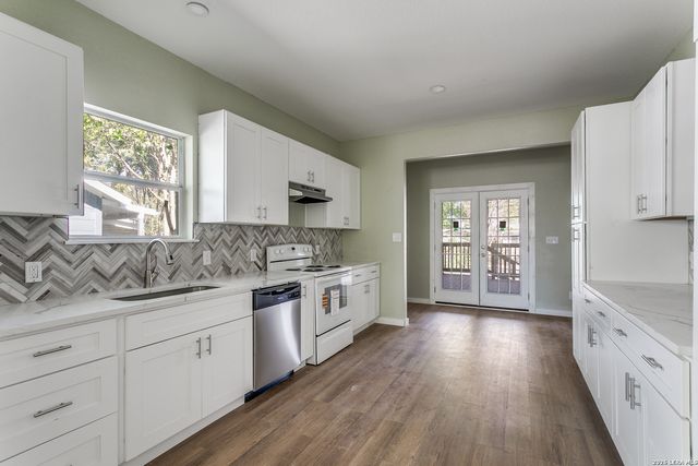 1231 McKinley, San Antonio, TX 78210