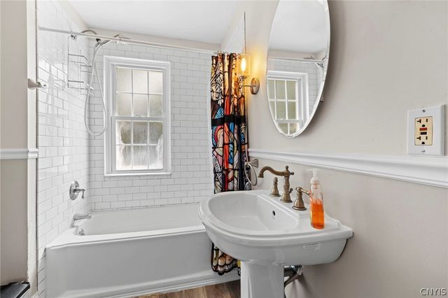 1061 Lancaster Avenue, Syracuse, NY 13210