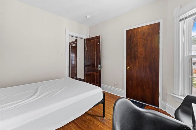 1061 Lancaster Avenue, Syracuse, NY 13210