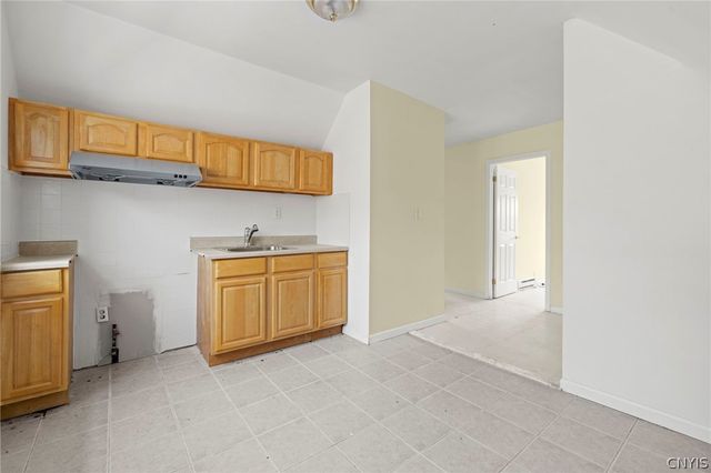 1061 Lancaster Avenue, Syracuse, NY 13210
