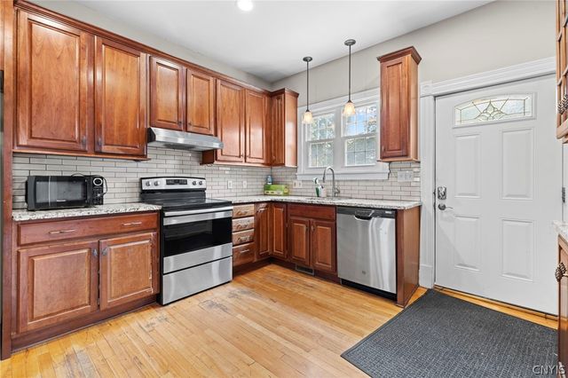1061 Lancaster Avenue, Syracuse, NY 13210