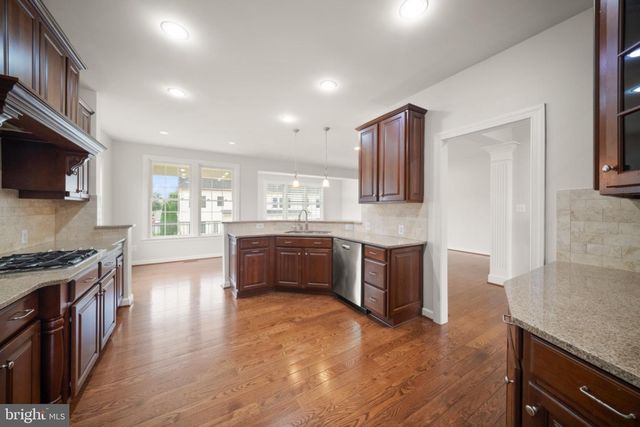 42532 ROWDERBURY SQ, Chantilly, VA 20152
