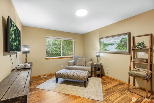 115 170th Street SE, Bothell, WA 98012