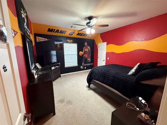 613 Windsor Castle DR, Pflugerville, TX 78660