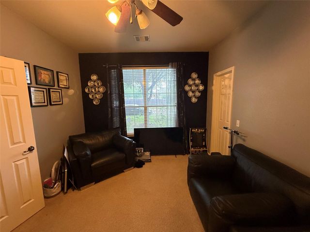 613 Windsor Castle DR, Pflugerville, TX 78660